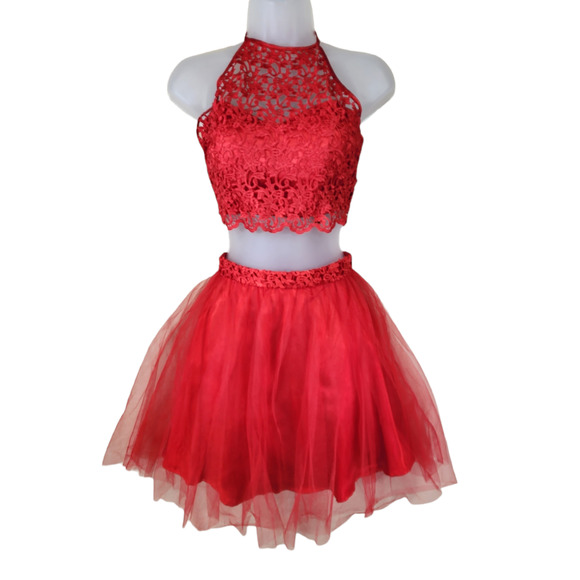 Masquerade Dresses & Skirts - Masquerade 2 Piece Mini Dress Women Jr 1 Red Lace Halter Top Ballet Thule Bottom